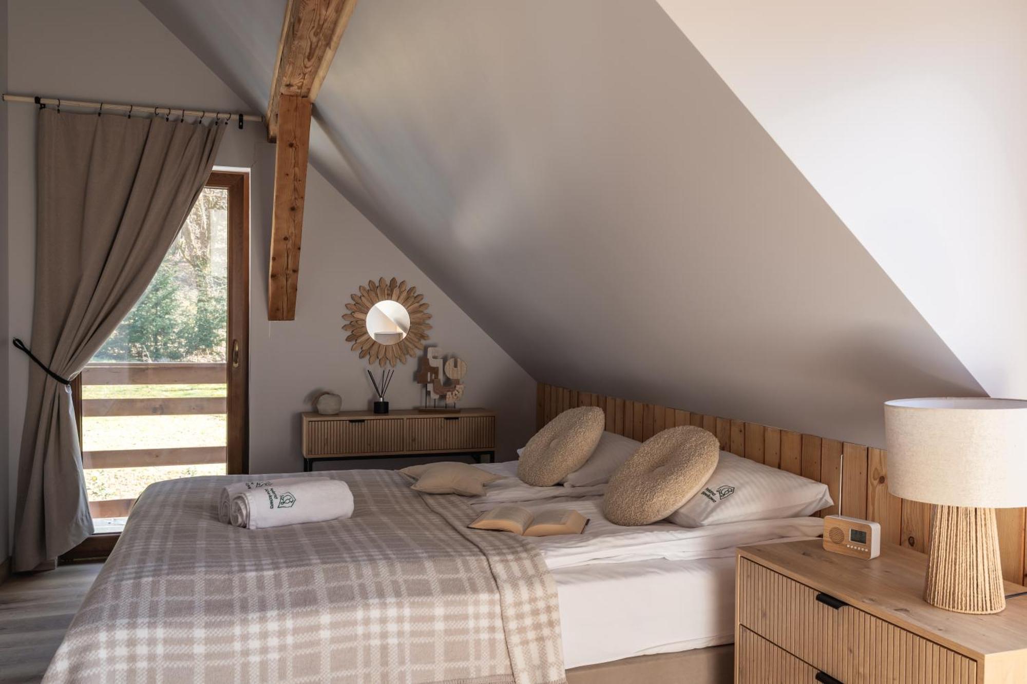 Polana Slowikowa 5 Star- Domek W Gorach Z Jacuzzi, Sauna,Basen,Ogrod Z Lasem, Kominek I Narty Stroza  Luaran gambar